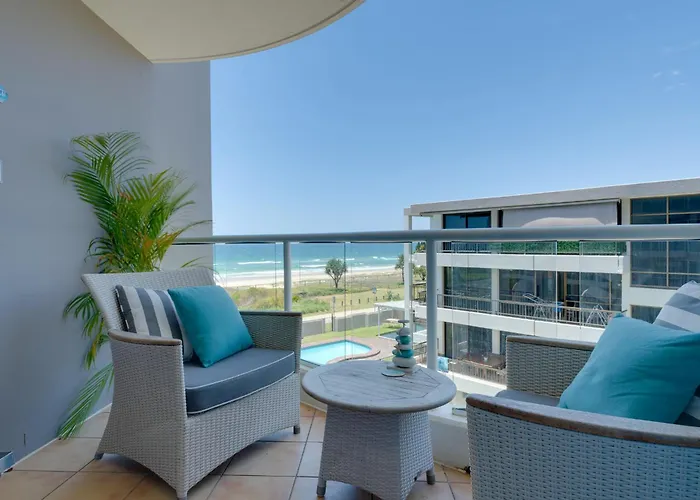 Waterfront 1-Bedroom Escape Breathtaking Views