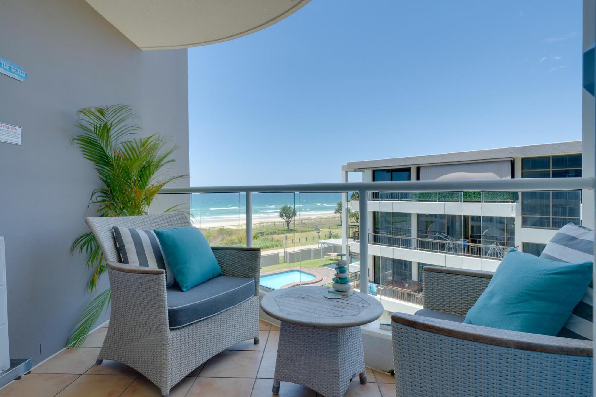 Waterfront 1-bedroom Escape Breathtaking Views